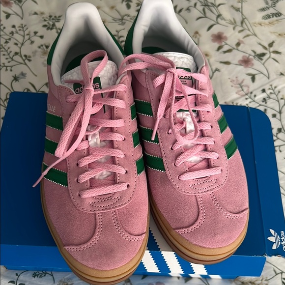 Adidas Pink and Green Retro Sneakers - Picture 7 of 7